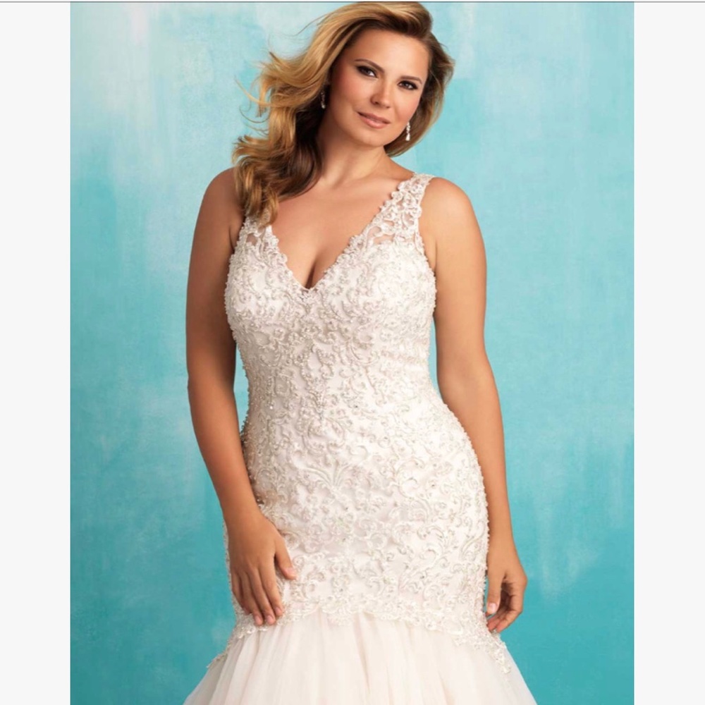 Allure W377 Wedding Dress